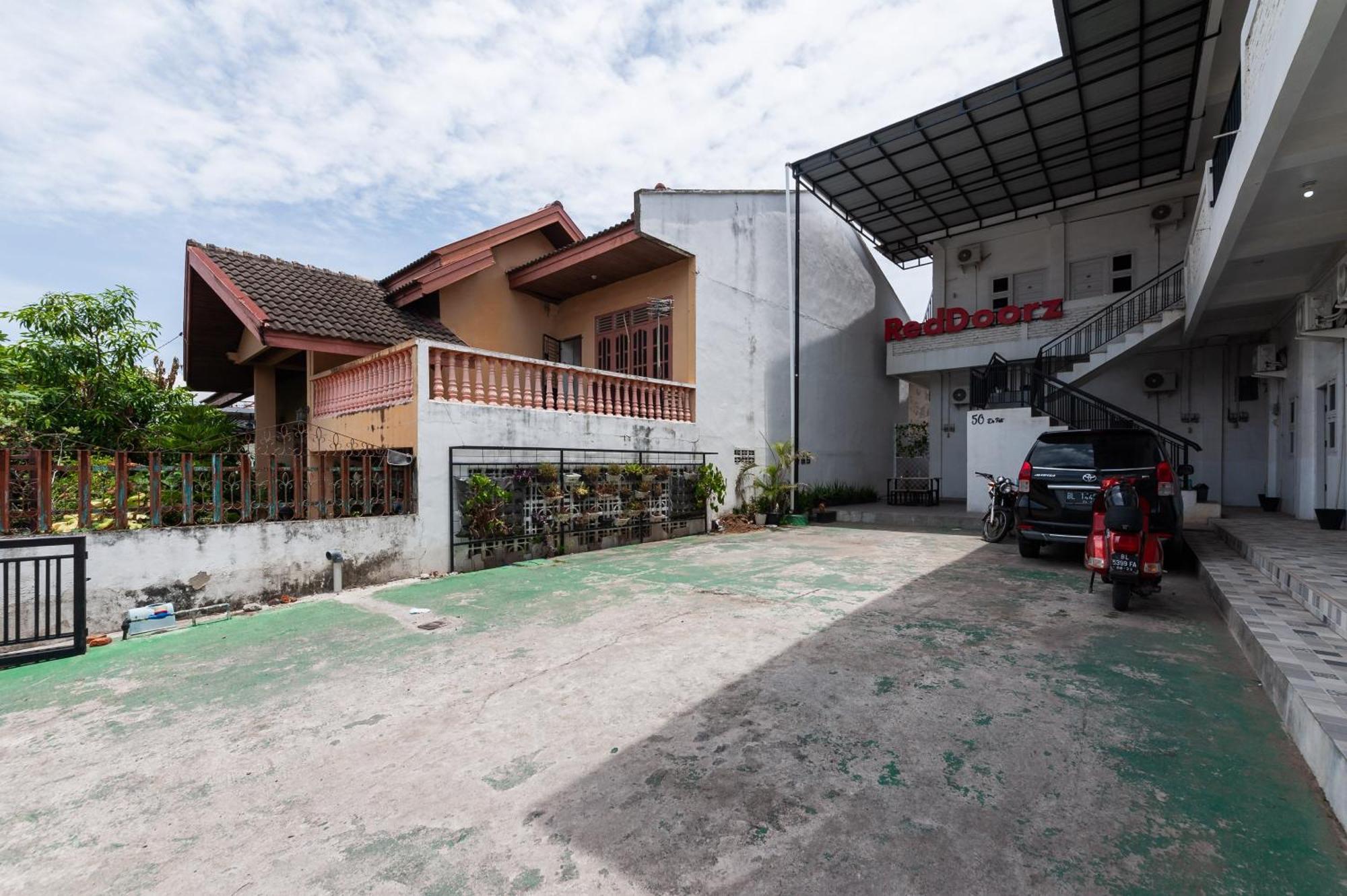 Hotel Reddoorz Syariah Near Rsud Zainoel Abidin Banda Aceh Exteriér fotografie